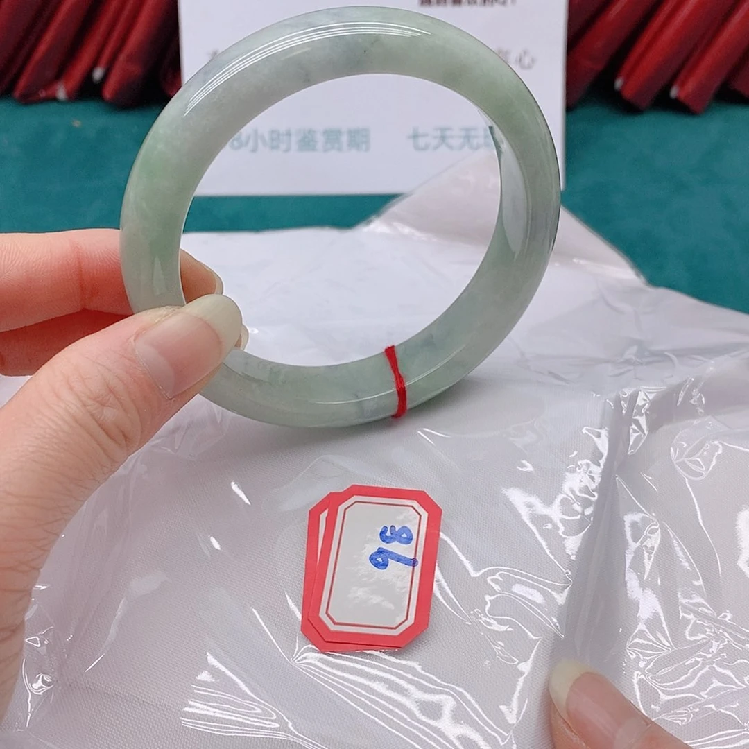 翡翠手镯未镶嵌嗨988888888