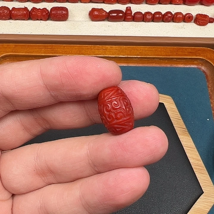 南红玛瑙未镶嵌卡11✖️16回纹桶珠