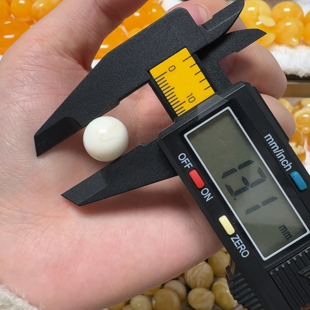 琥珀未镶嵌裸石蜜蜡白腊圆珠