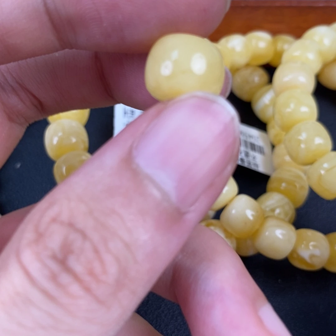 琥珀未镶嵌珠宝奇石18