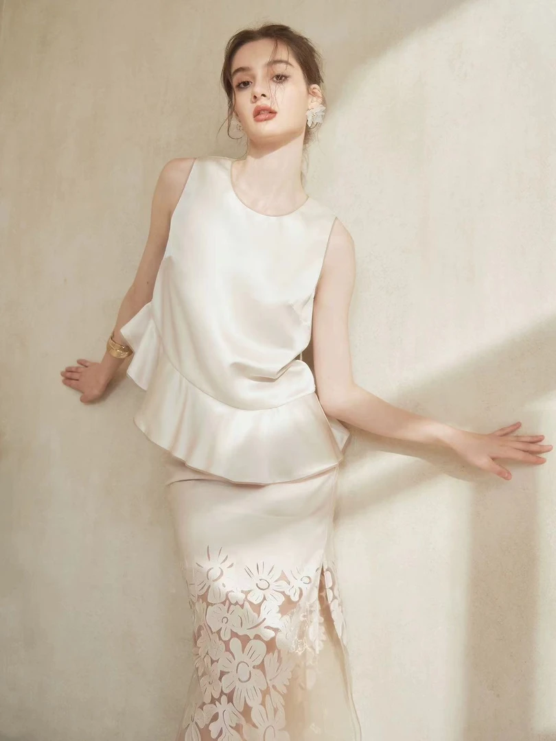 平凡高定!(单上衣)高级感气质无袖圆领收腰显瘦上衣(C9-10)S019