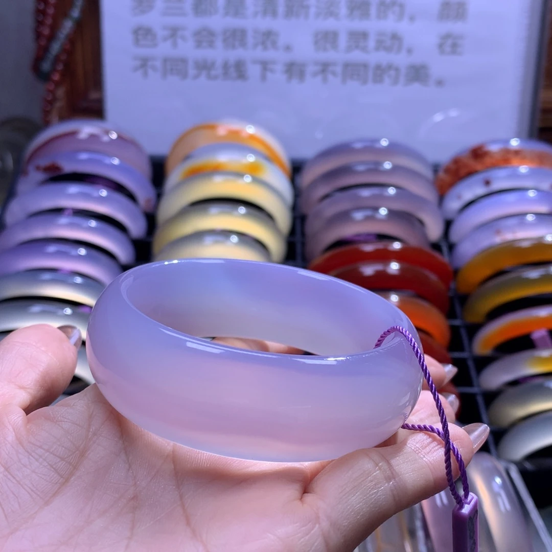 【闪购商品】玛瑙/玉髓手镯未镶嵌阳**?
