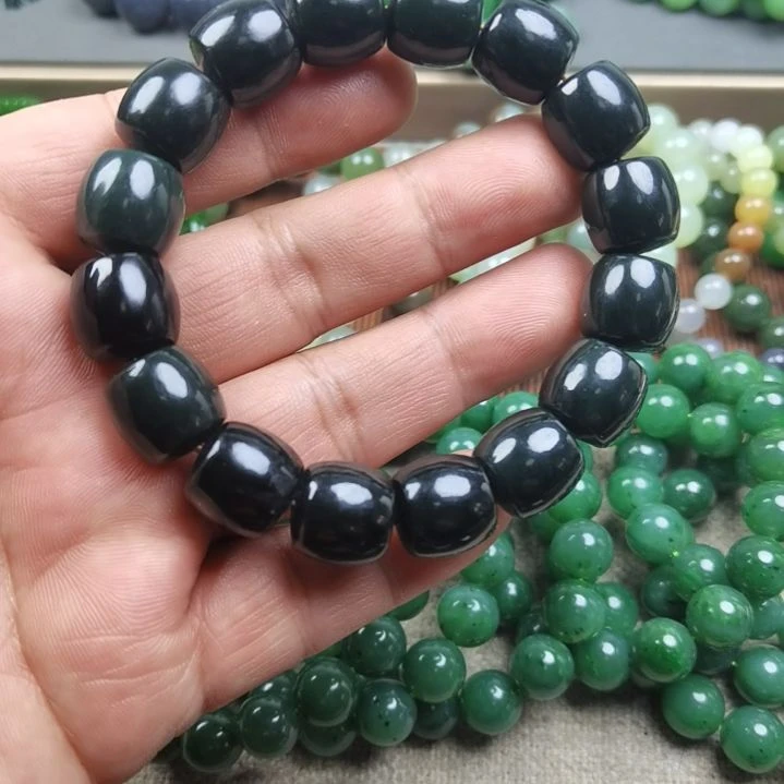 和田玉未镶嵌手链