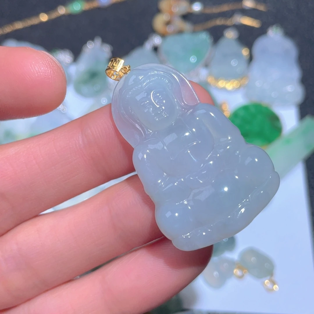 翡翠颈饰18K金镶嵌翡翠