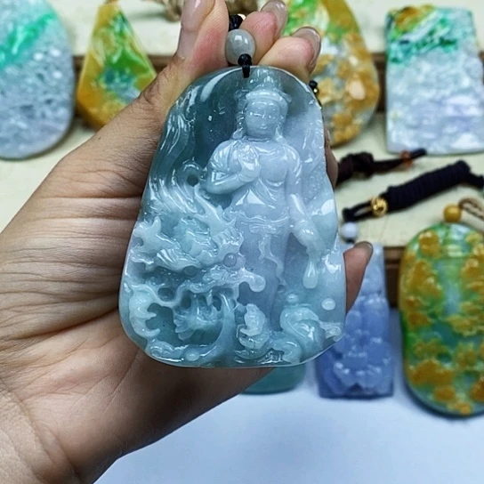 颈饰未镶嵌翡翠翡翠