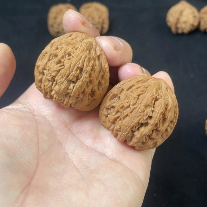 把件文玩核桃密纹38mm尖修