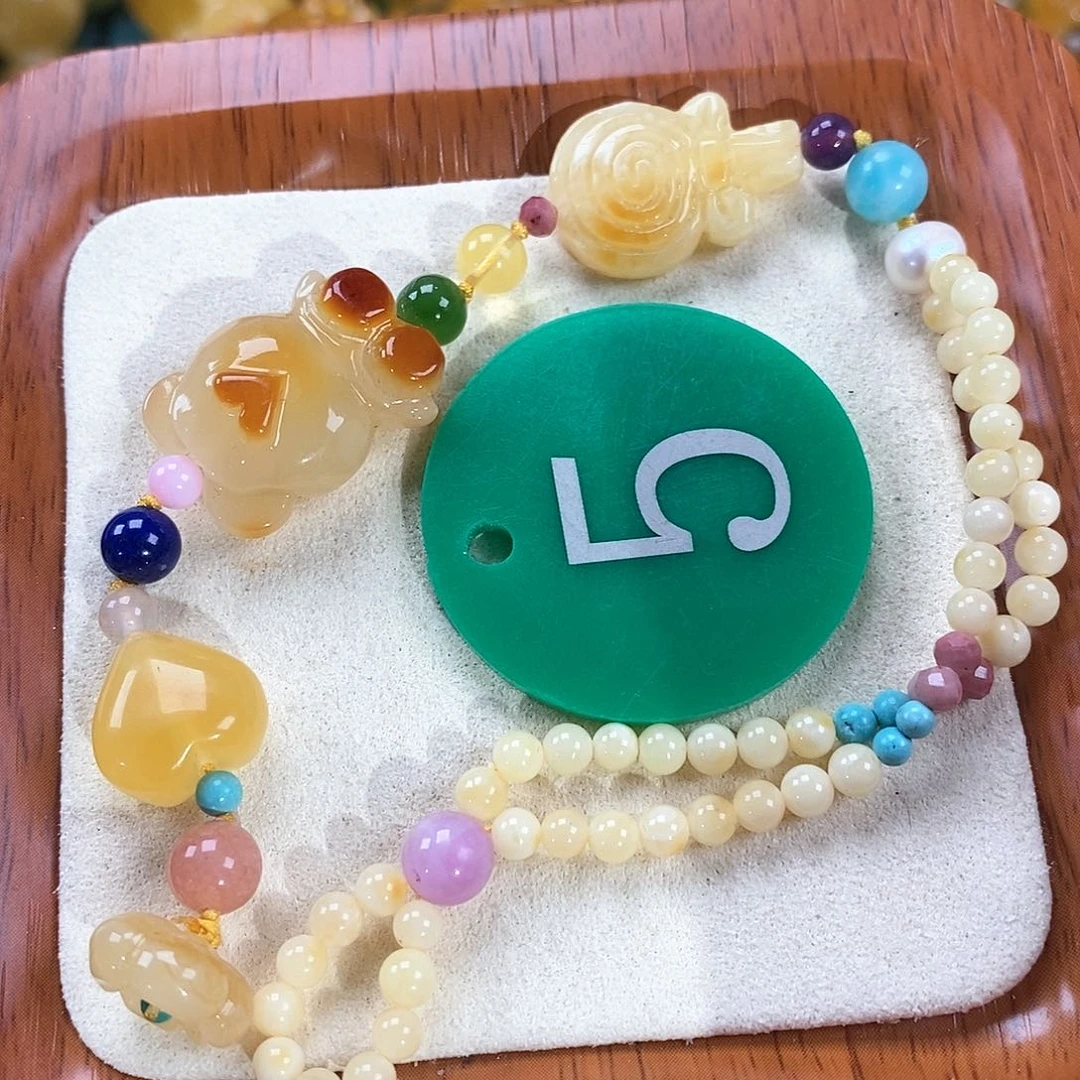 蜜蜡颈饰未镶嵌裸石