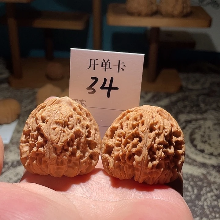 吊坠桃核南疆石妖刀