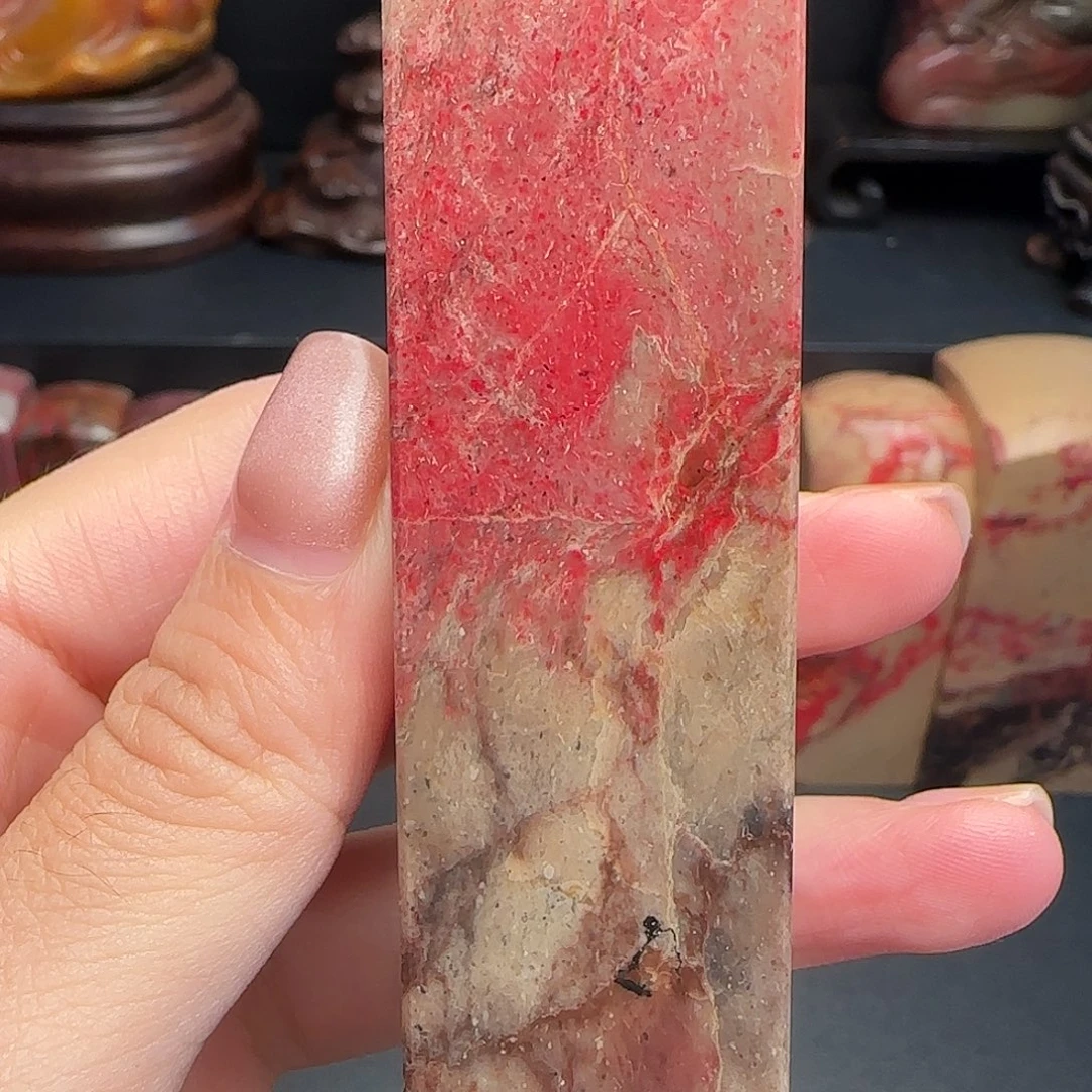 昌化石昌化鸡血石