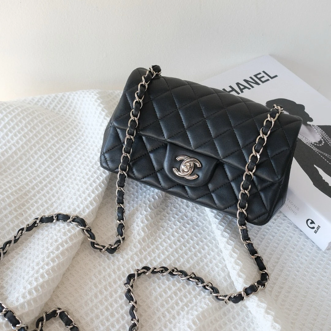 99新 Chanel/香奈儿 黑银大mini28开黑卡中检 JM3A-0442