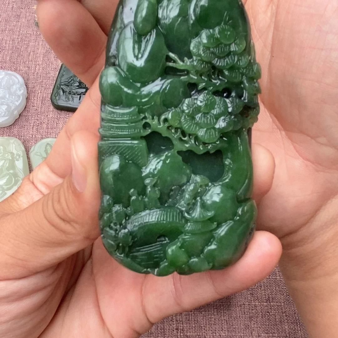 颈饰未镶嵌和田玉