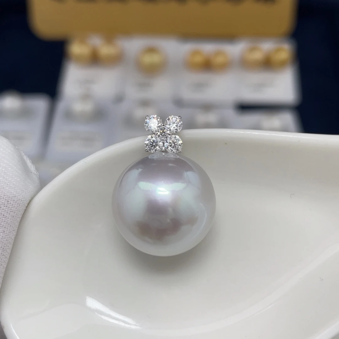 澳白吊坠16.3海水珍珠18K金镶嵌