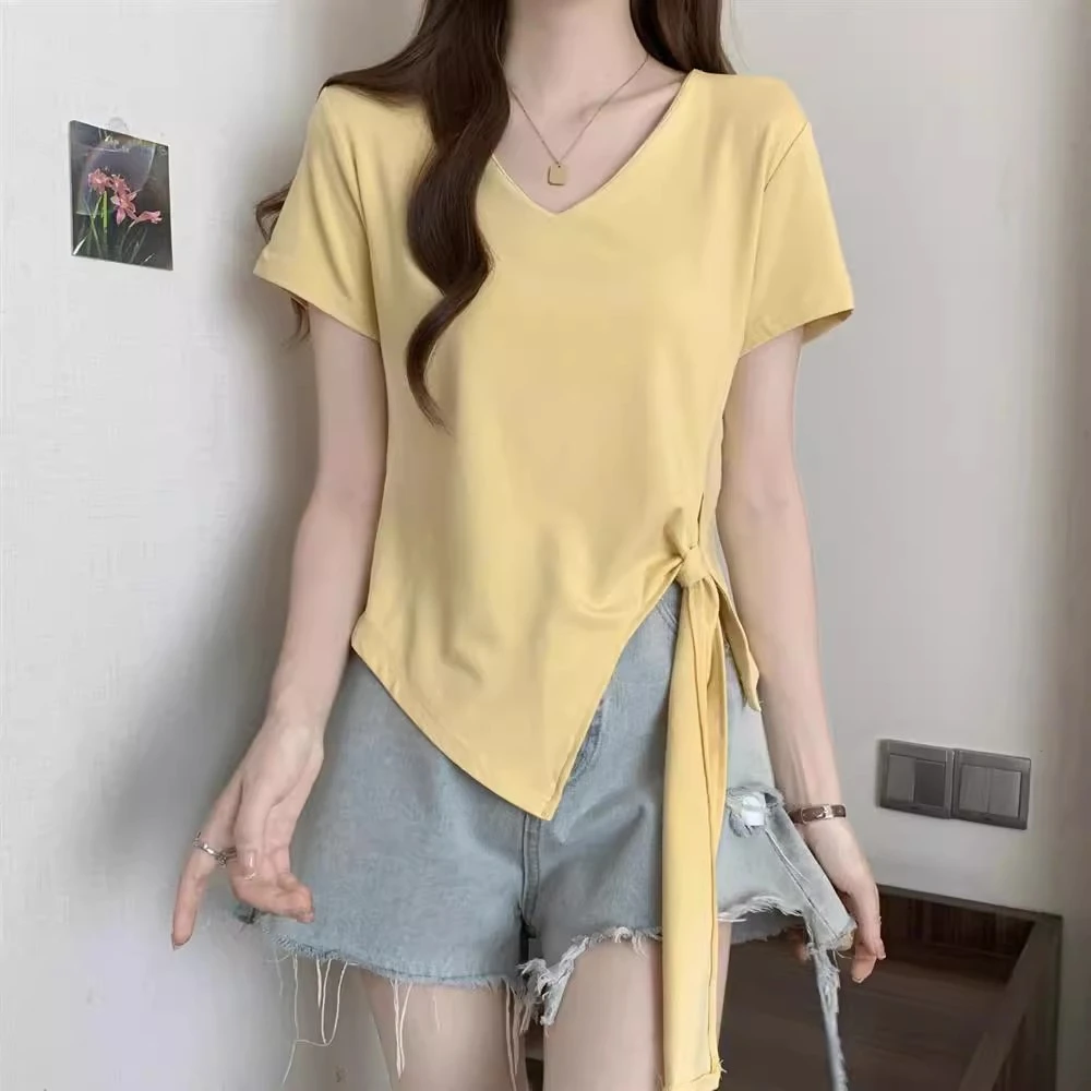 宽松设计感V领上衣夏季薄款胖MM大码女装不规则绑带开叉短袖T恤女
