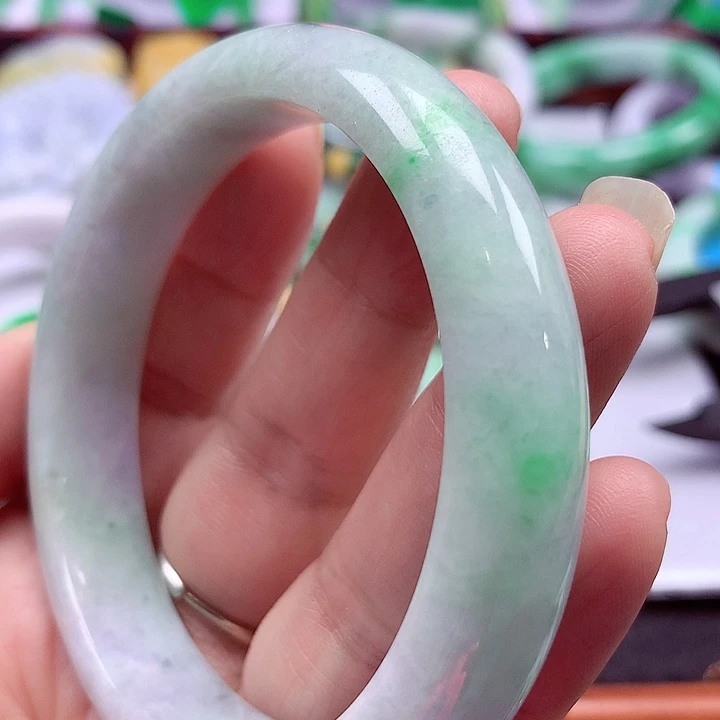 未镶嵌手镯翡翠翡翠手镯