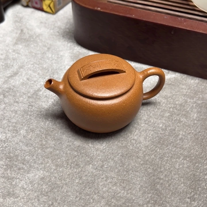 紫砂茶壶知****乐汉瓦120cc金降坡