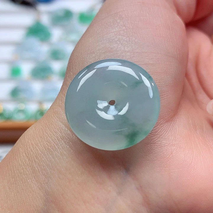 翡翠未镶嵌吊坠(不含链)23.2-5.5