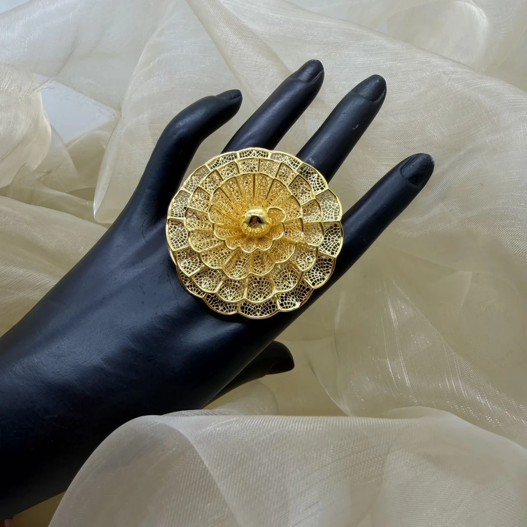 B播 35.18g 足金999 戒指 d