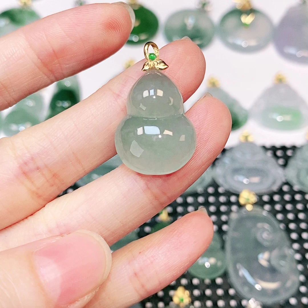 吊坠(不含链)18K金镶嵌翡翠