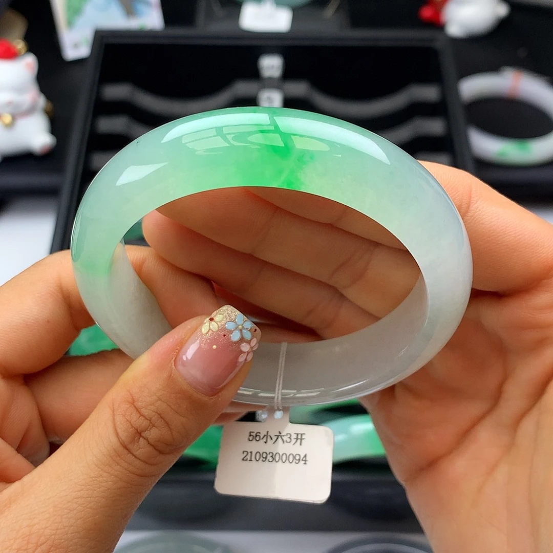 翡翠手镯未镶嵌56冰阳金丝绿正圈