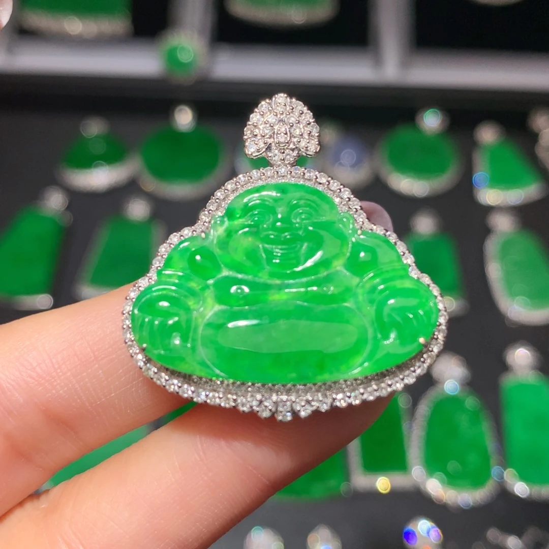 翡翠颈饰18K金镶嵌翡翠