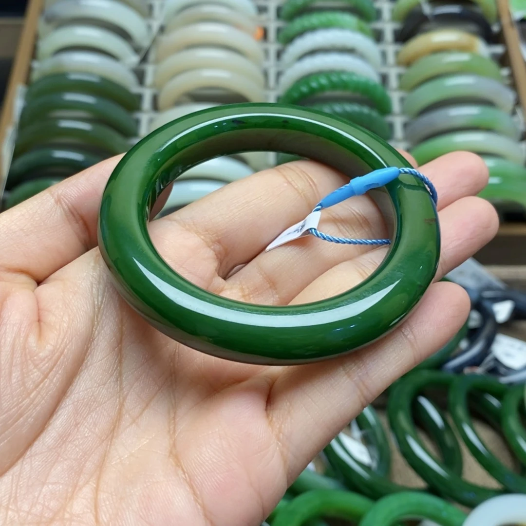 和田玉（碧玉）手镯未镶嵌