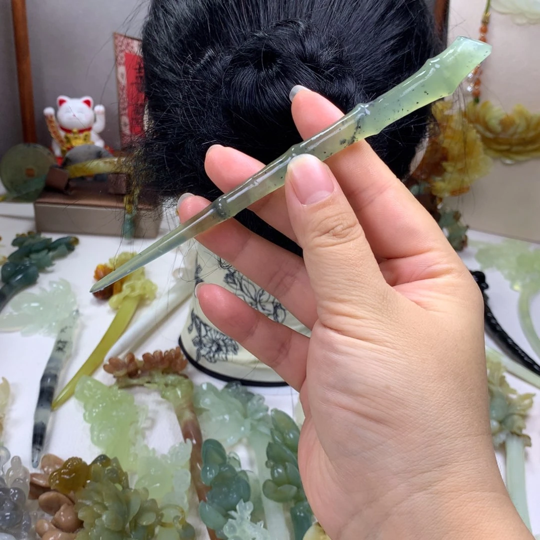 蛇纹石玉未镶嵌发饰