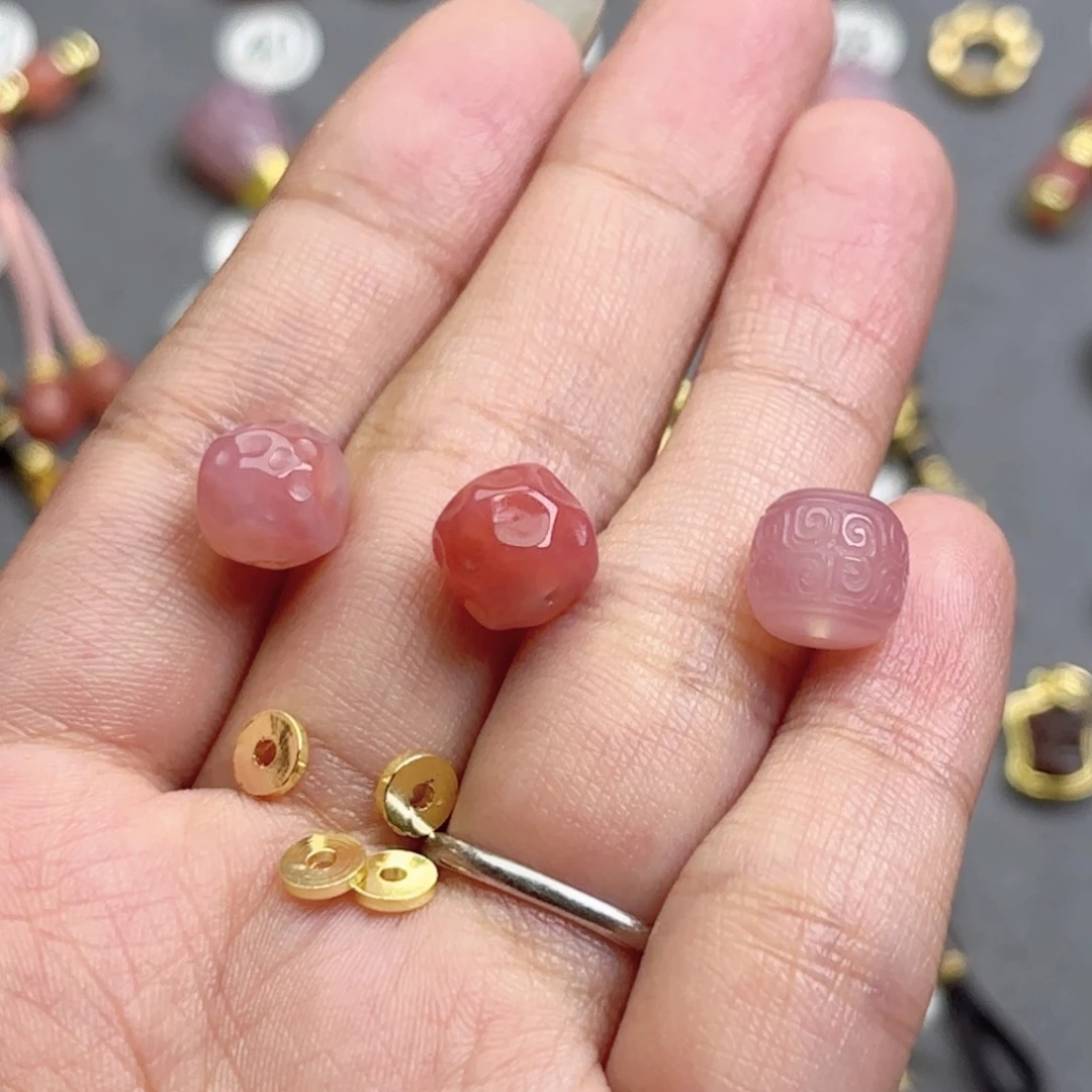 牧***沙玛瑙/玉髓文玩配饰未镶嵌