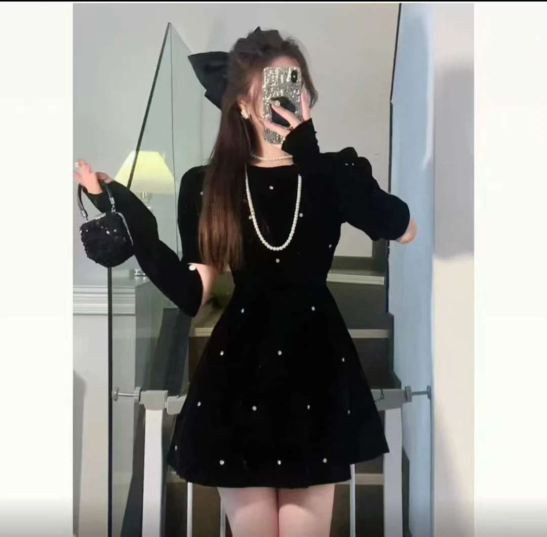 【小两口】秋冬连衣裙时尚气质千金风法式显瘦秋季宫廷风长袖8256