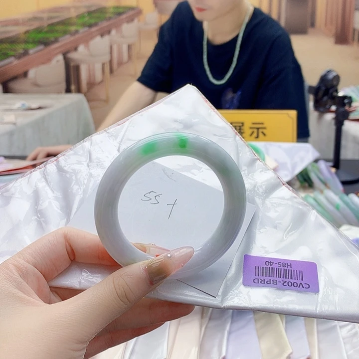 翡翠手镯未镶嵌hhhhghhhjn