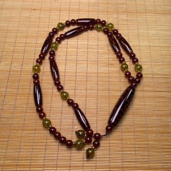 玛瑙/玉髓颈饰未镶嵌