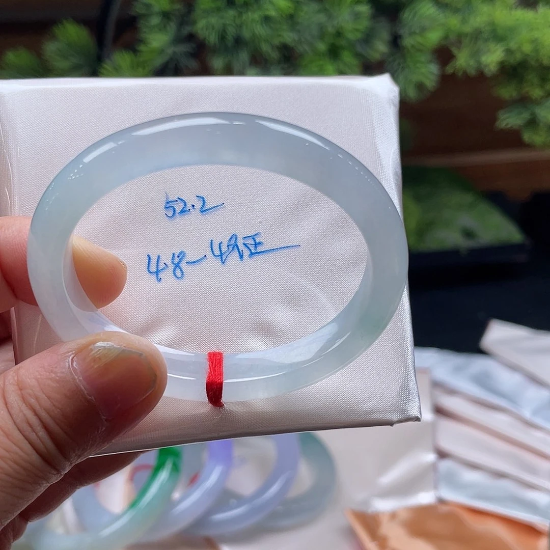 翡翠手镯未镶嵌52.2贵妃