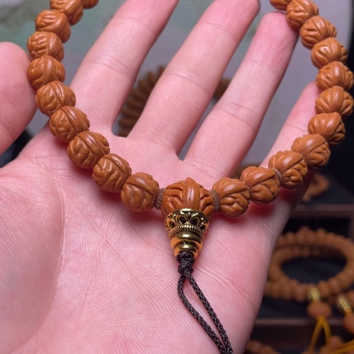 桃核手串12金蟾手持