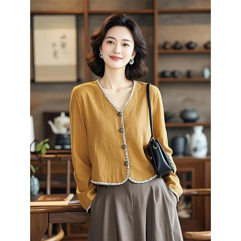 2025夏季新款复古风小众黄色宽松显瘦设计感长袖衬衫女简约风上衣