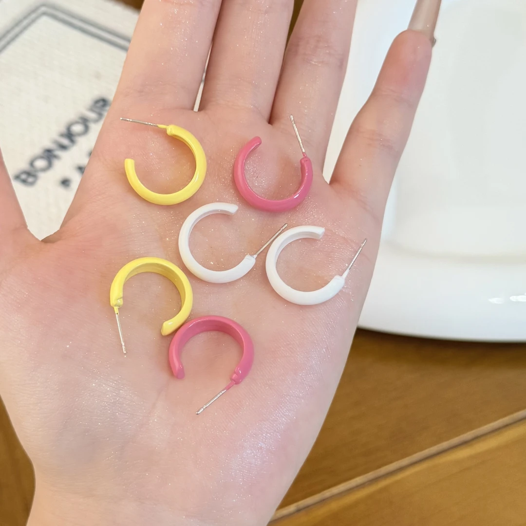 锌合金耳饰 多巴胺彩色滴釉耳环女百搭甜美耳钉时尚气质素圈耳饰