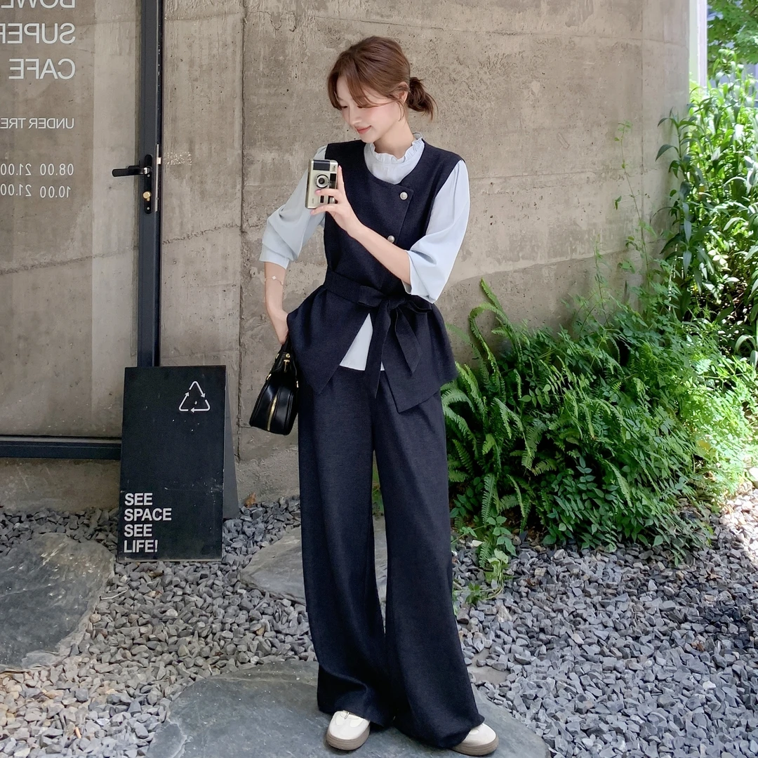 盐系轻熟风套装女气质ootd穿搭早秋马甲阔腿裤木耳边衬衫三件套