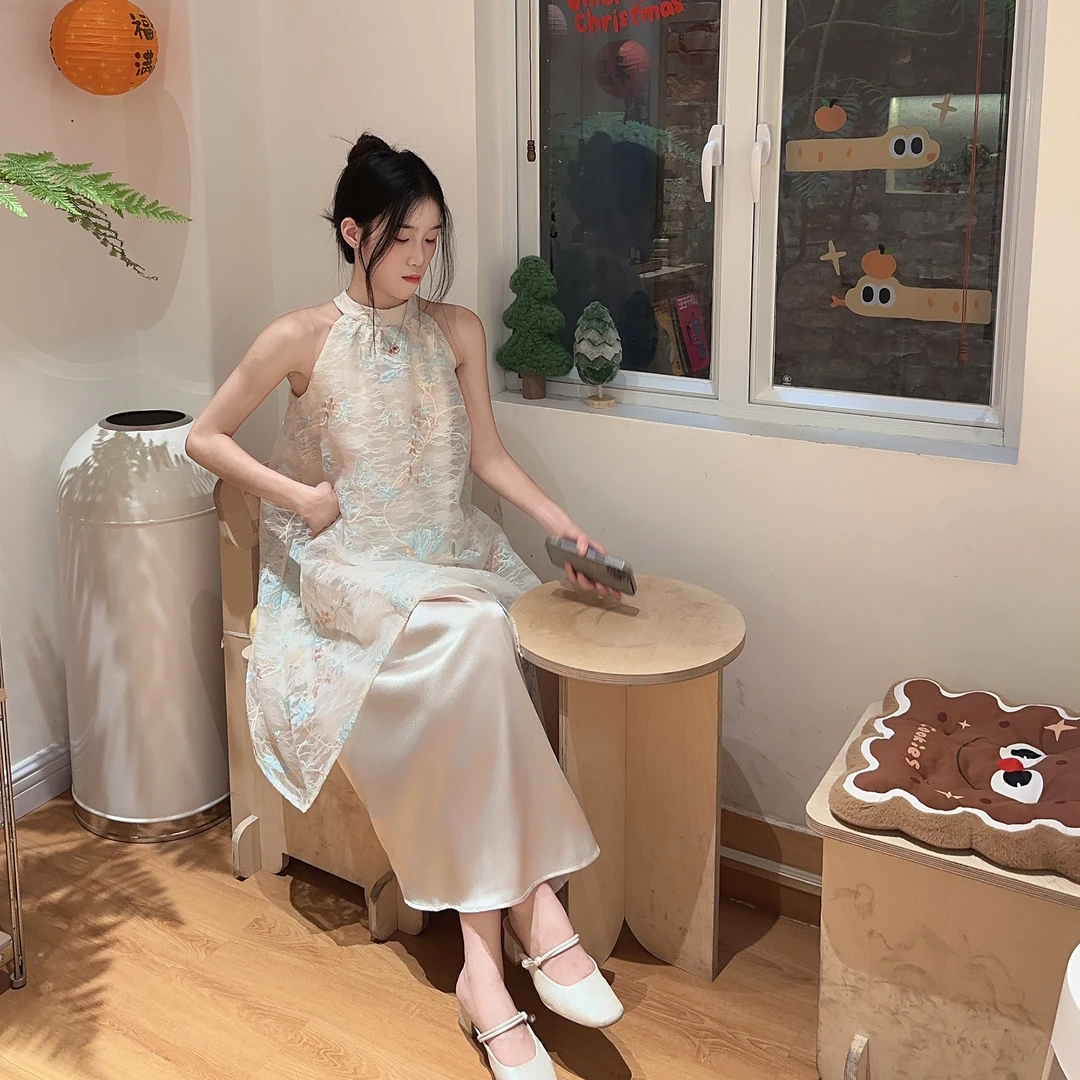 拼接提花网纱设计感假两件连衣裙子女装夏季不规则露背挂脖长裙潮