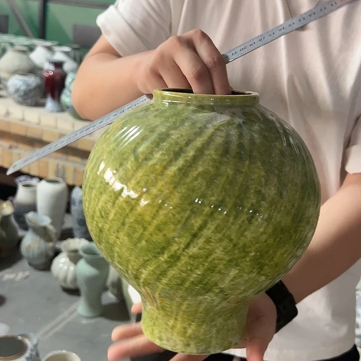 景德镇陶瓷花瓶微瑕介意勿拍