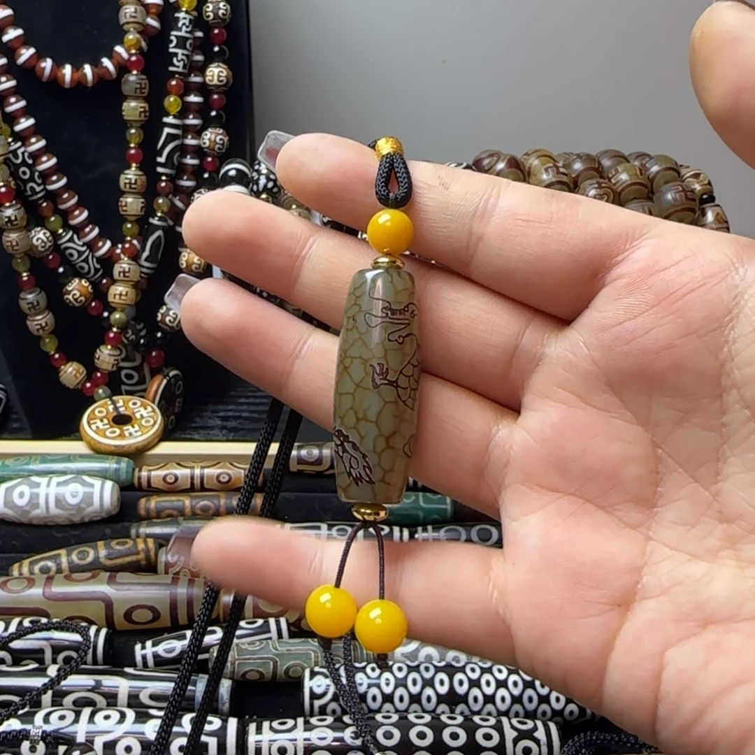 玛瑙/玉髓合金颈饰