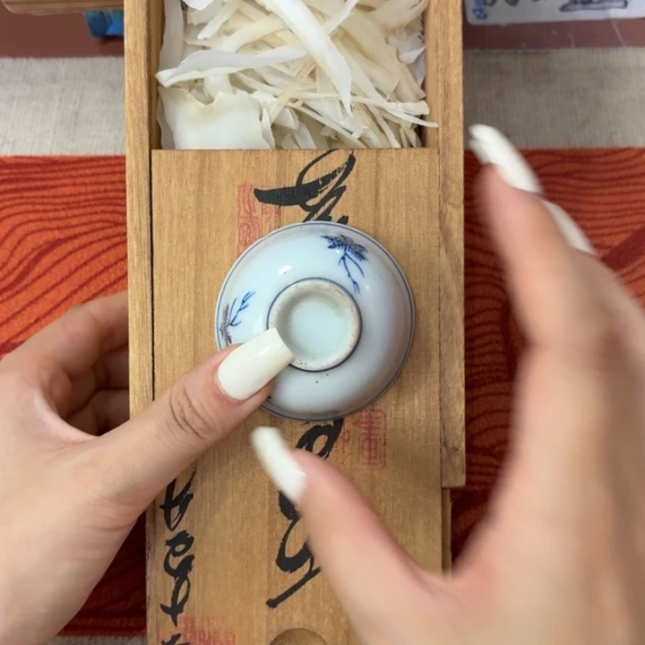 瓷片这一段是你给我们讲勒吗