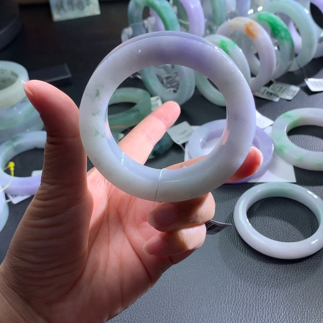 定制翡翠未镶嵌翡翠手镯定金