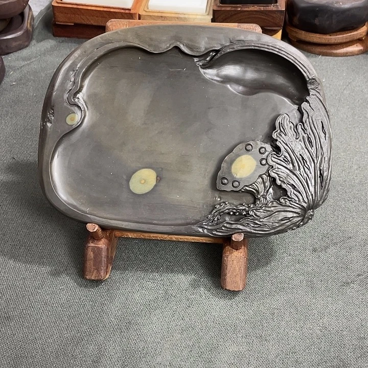 广东肇庆原石端砚
