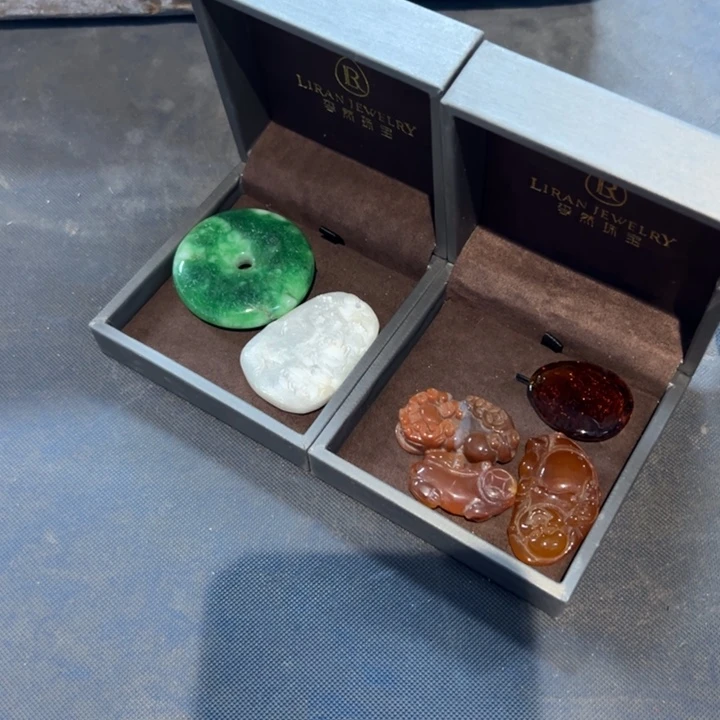 古***震瓷片拾六家的瓷器瓷器