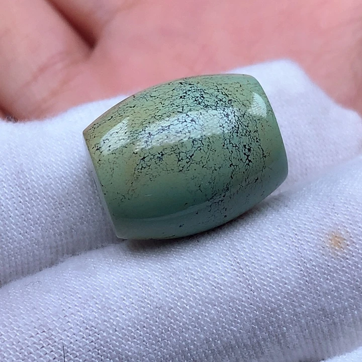 绿松石颈饰未镶嵌