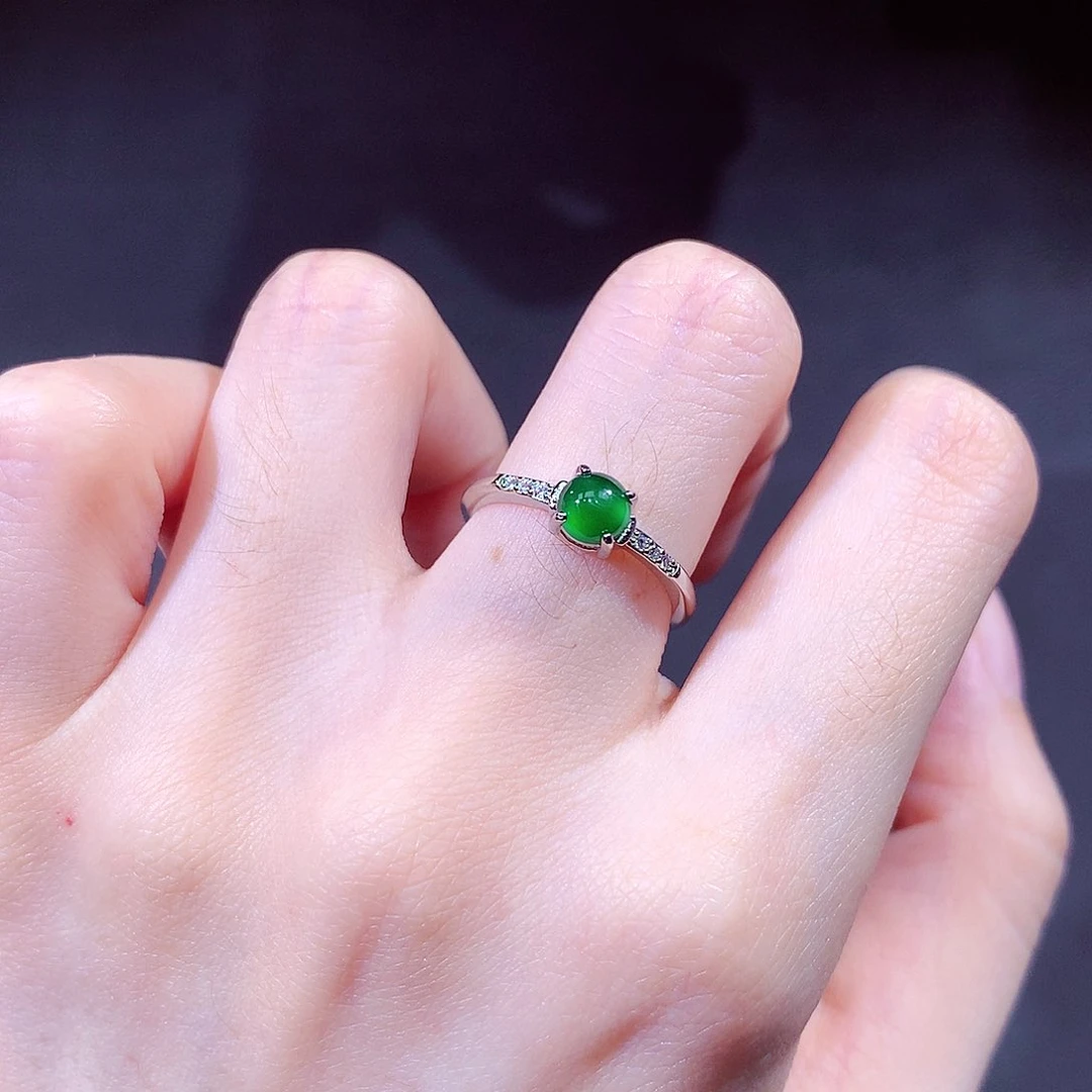 翡翠戒指未镶嵌翡翠