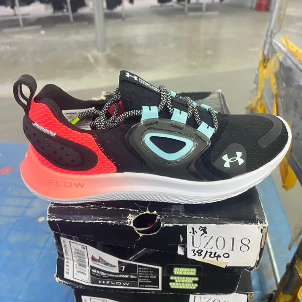 断码运动鞋-安德玛-UZ018