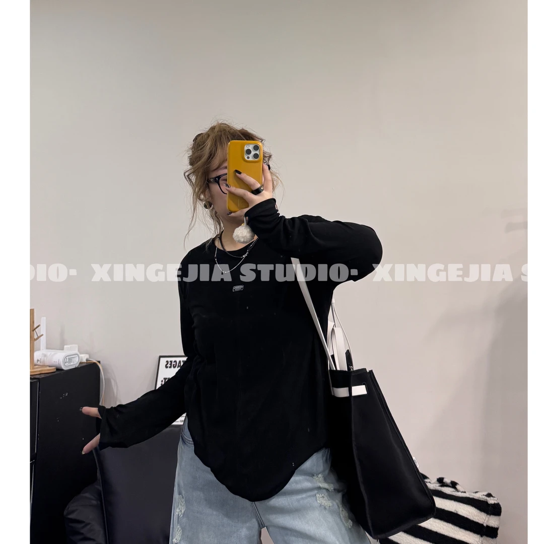 「xin:微胖大码」圆领小标 正肩长袖T恤