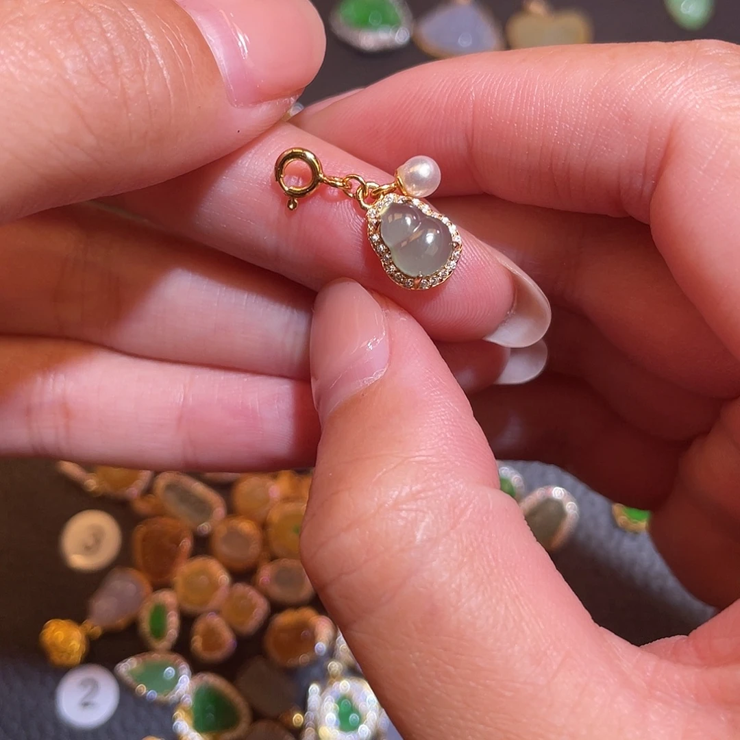 翡翠银S925镶嵌颈饰