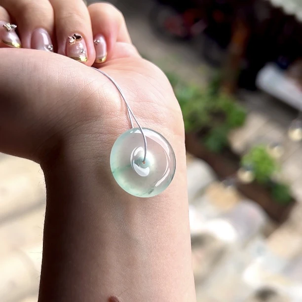 天然缅甸翡翠 A 货冰飘花平安扣：22-6.3