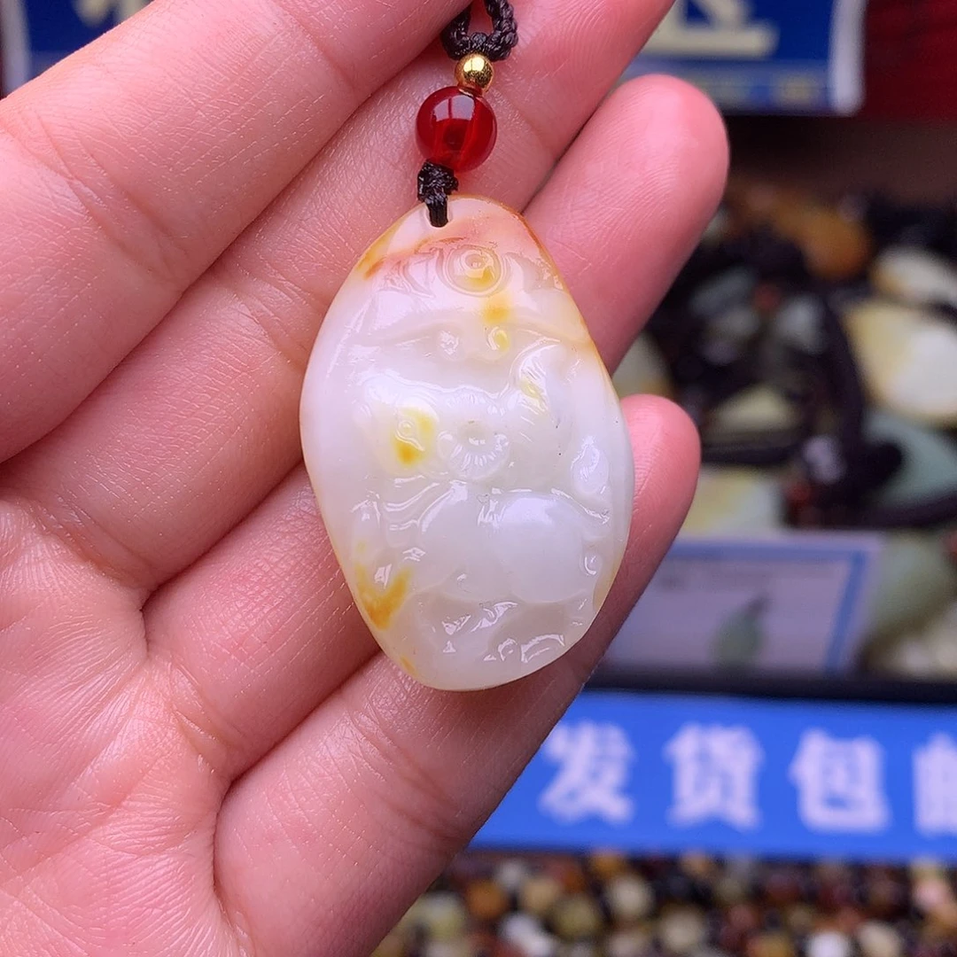 和田玉颈饰未镶嵌