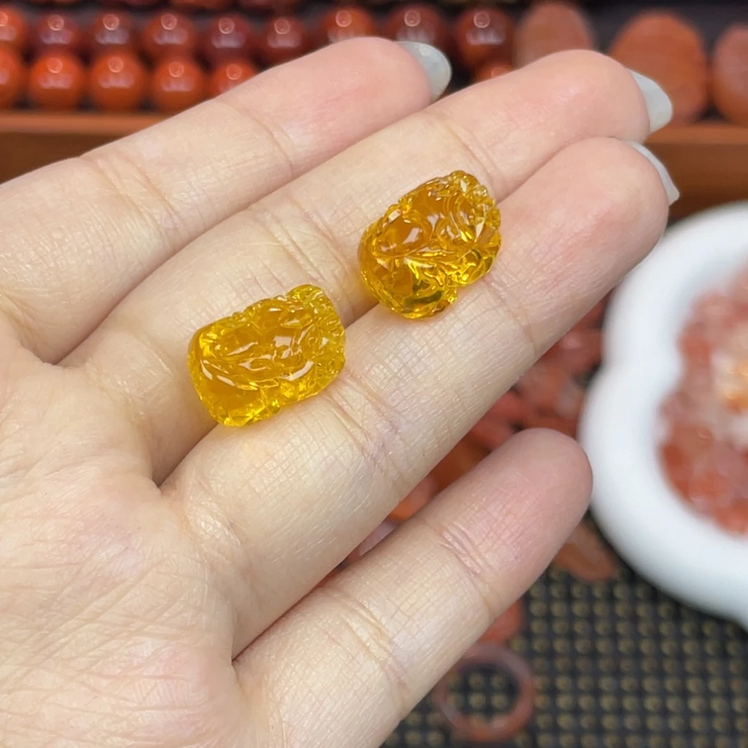 南红玛瑙未镶嵌配饰貔貅组合